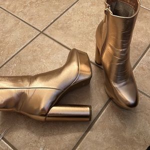 🎉Platform golden boots worn once. 🎉Statement piece. Go big or go home.